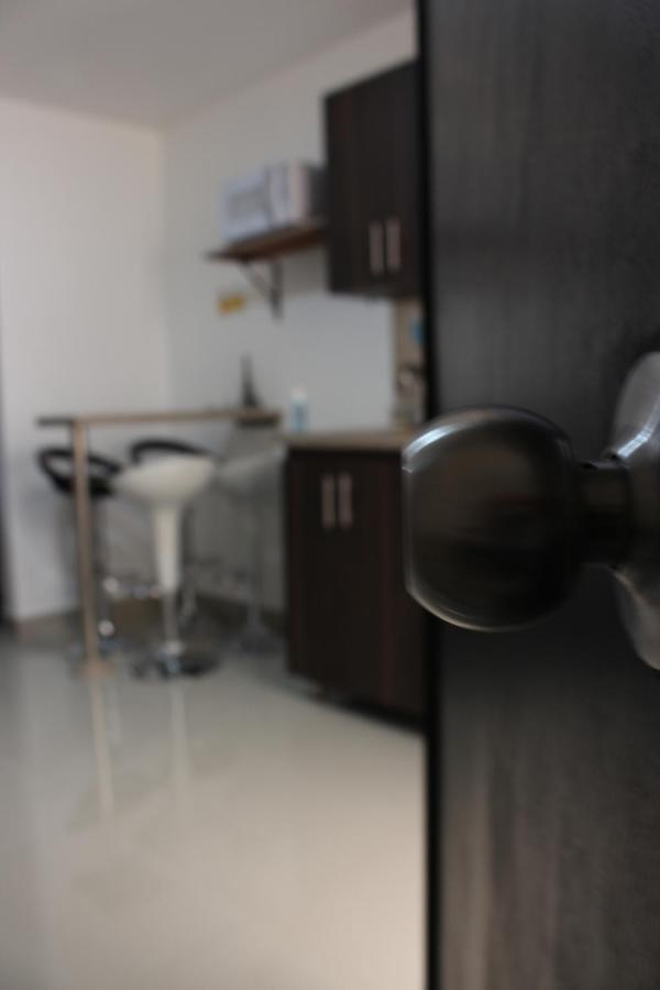 Apartamentos Excelente Ubicacion Медельин Экстерьер фото