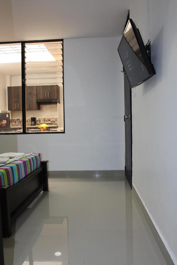 Apartamentos Excelente Ubicacion Медельин Экстерьер фото
