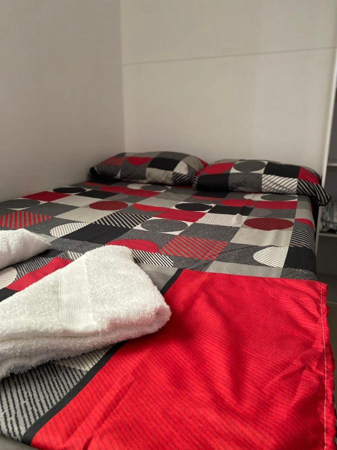 Apartamentos Excelente Ubicacion Медельин Экстерьер фото
