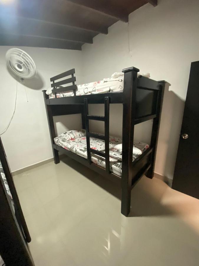 Apartamentos Excelente Ubicacion Медельин Экстерьер фото