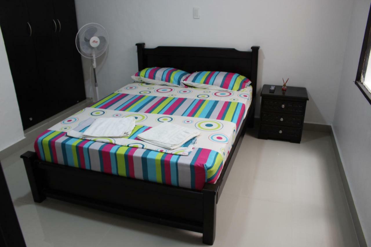 Apartamentos Excelente Ubicacion Медельин Экстерьер фото