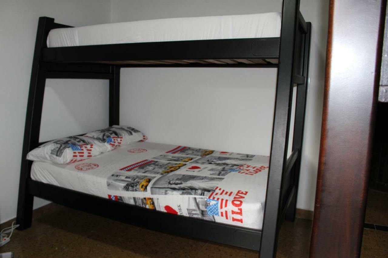 Apartamentos Excelente Ubicacion Медельин Экстерьер фото